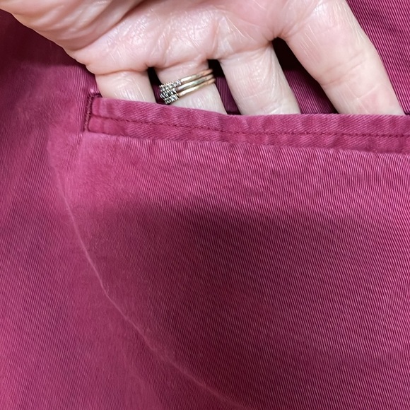 Loft size 6 Mauve Pink Color Mid-rise 6” Inseam The Riviera Shorts with Pockets - Picture 6 of 10